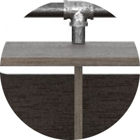 El espacio abierto en el piso superior también se puede utilizar para colocar electrodomésticos y hay orificios para enchufes en la parte posterior.